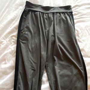 Under armor grey workout pants, size M